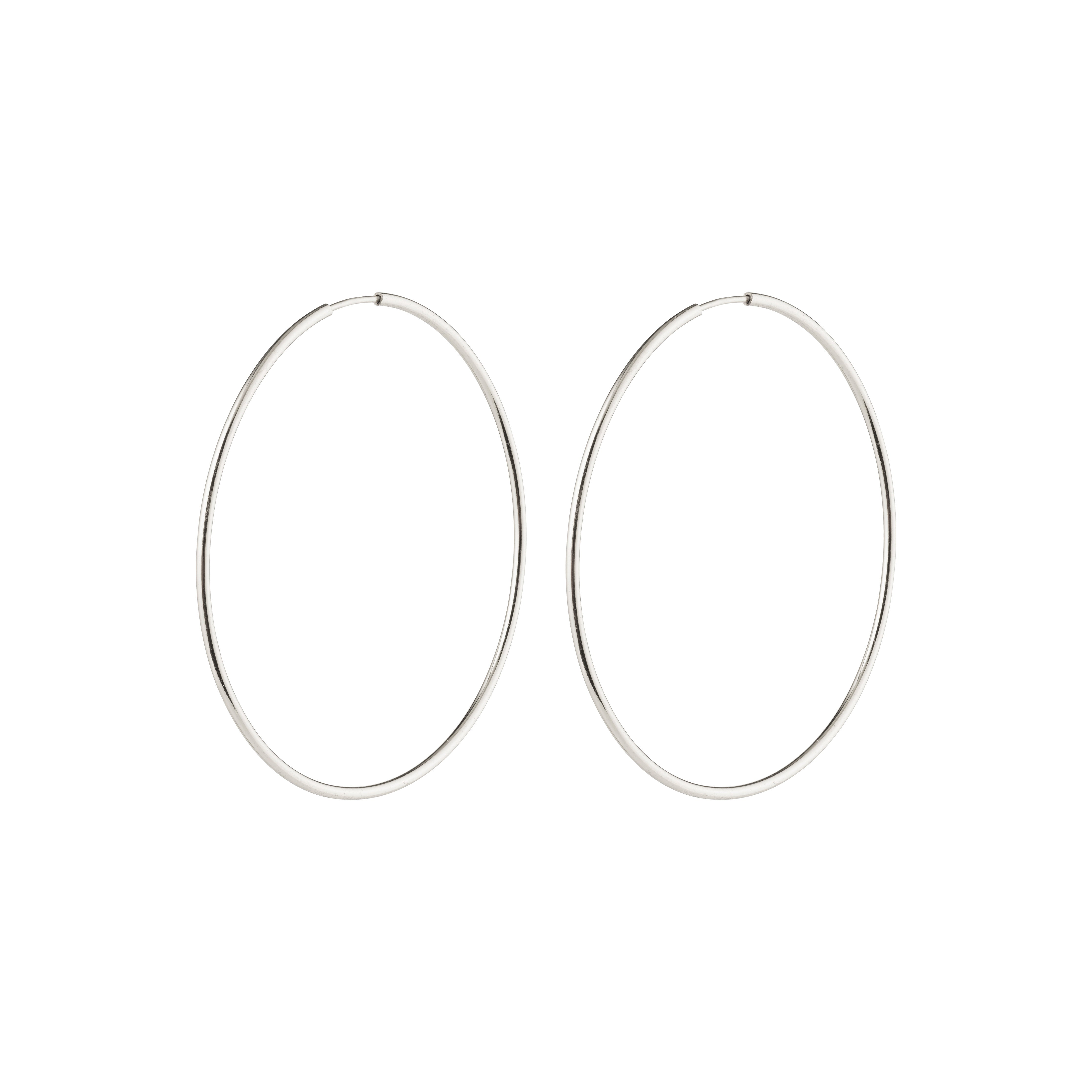 SANNE large hoop earrings, silver-plated, 45 mm, on white background; classic design ideal for everyday wear, embodying Pilgrim's blend of timeless elegance and Scandinavian craftsmanship.