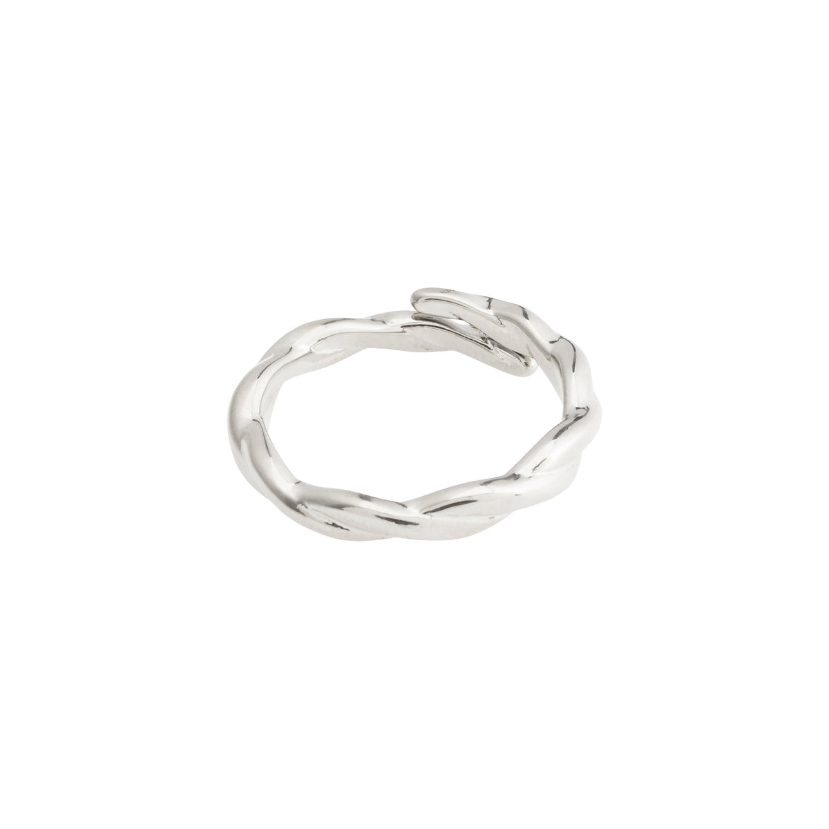 LULU twirl stack ring, silver-plated with a twisted design, perfect for stacking. A stylish piece from Pilgrim's trendy Danish jewellery collection.