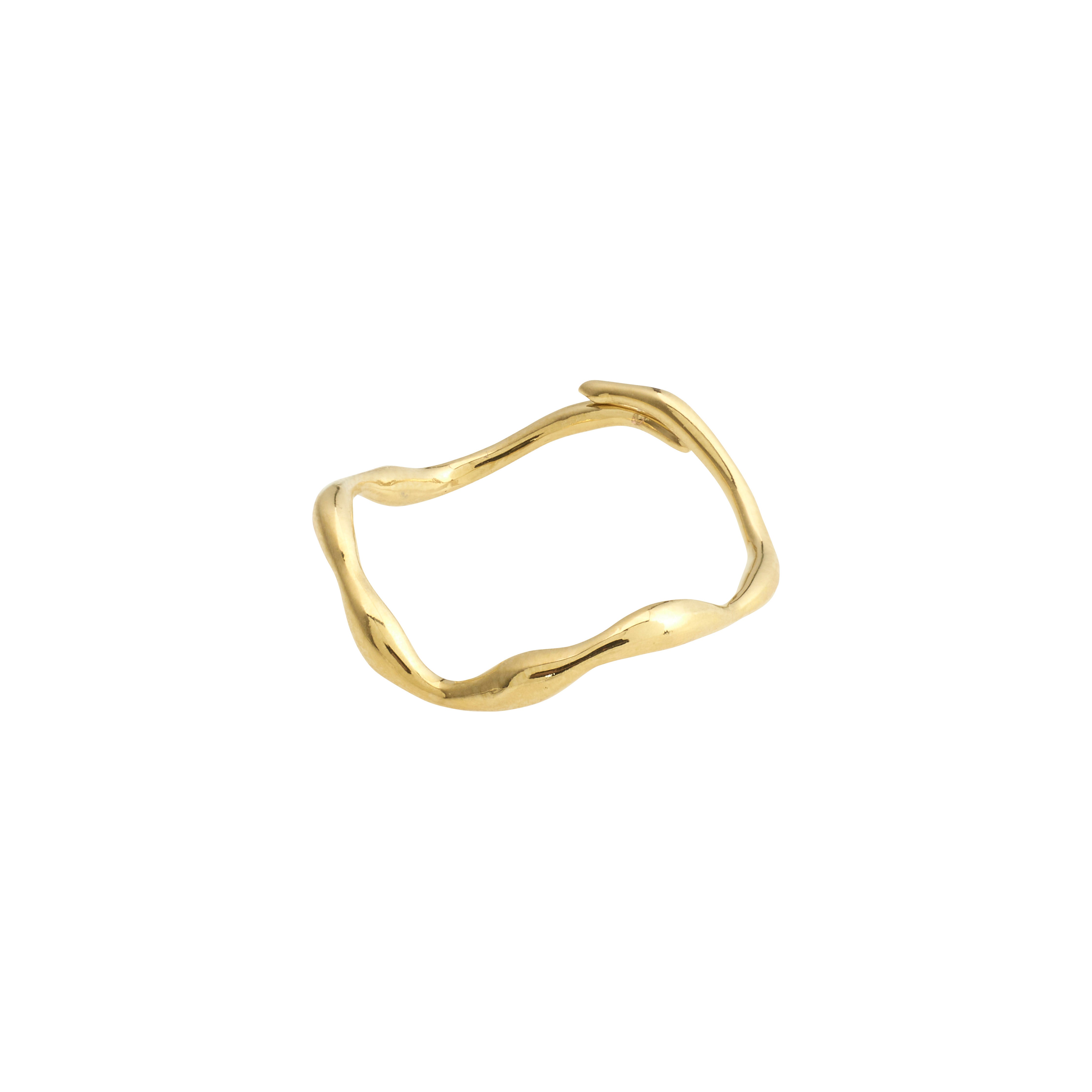 LULU organic-shaped stack ring, gold-plated, showcasing an organic, handcrafted design inspired by waves, perfect for stacking with other Pilgrim rings.