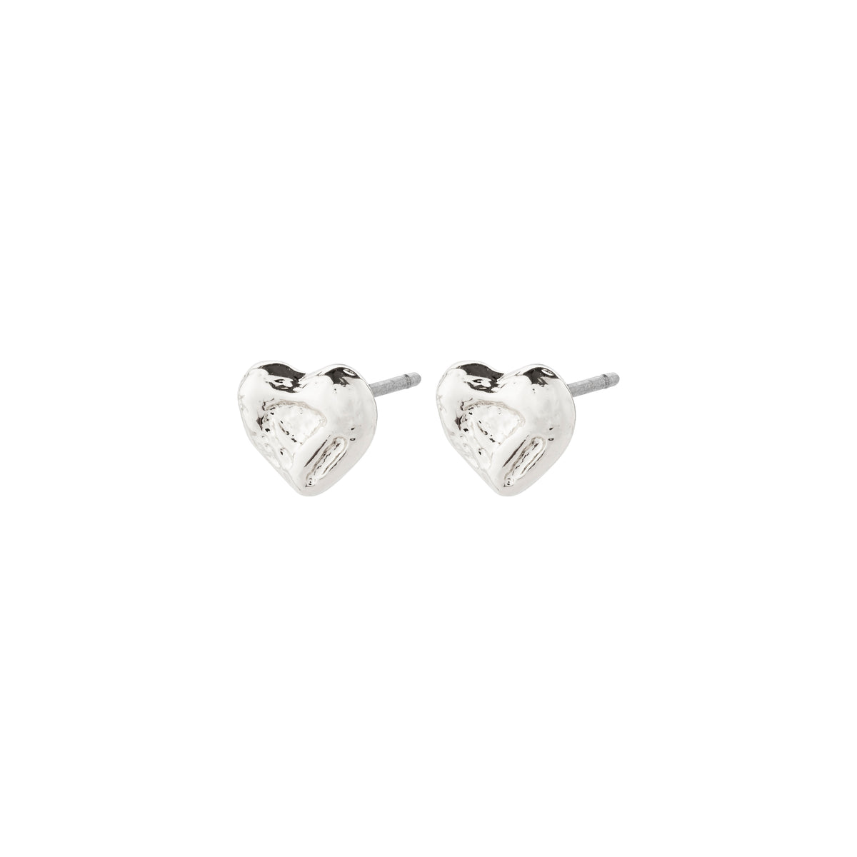 Silver-plated ARLET earrings: heart-shaped studs with a rustic yet clean design, made from 90% recycled material, perfect for gifting or personal use.