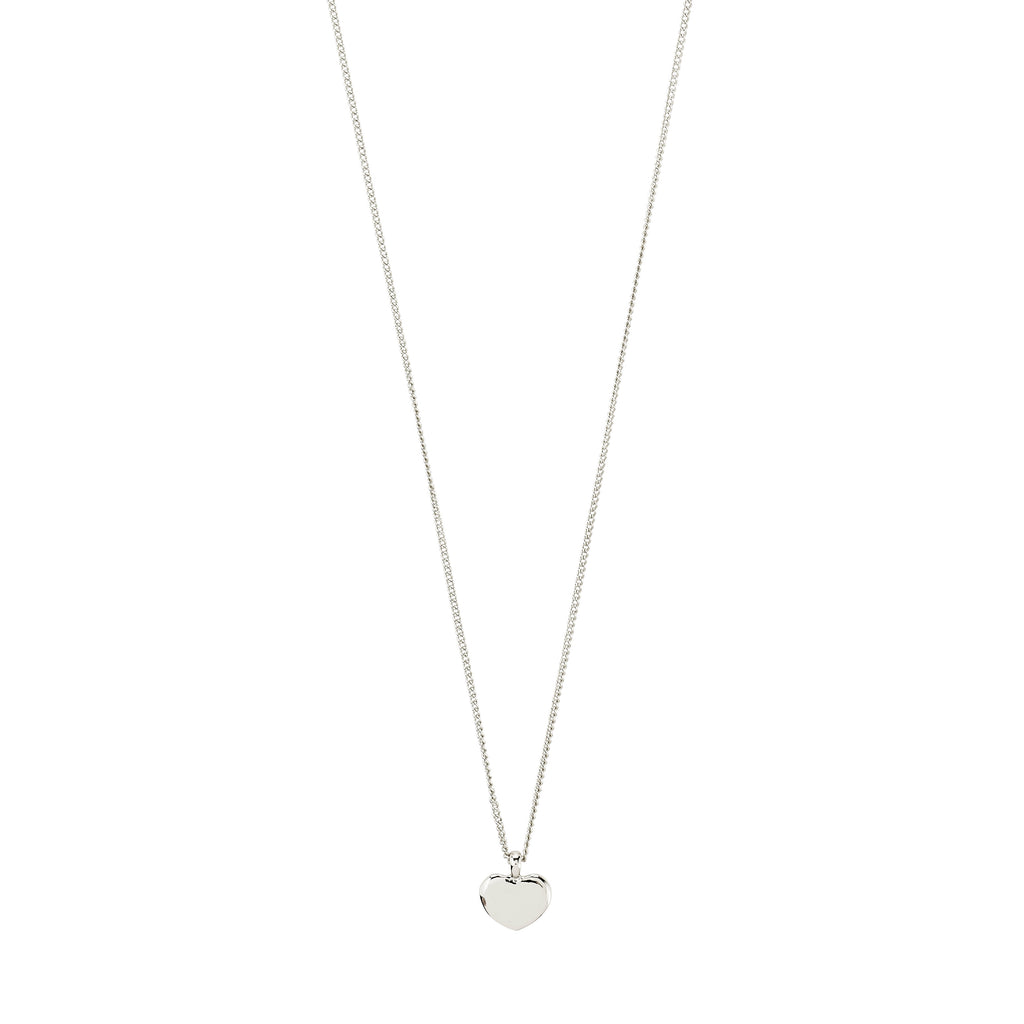ARIN necklace silver-plated features a delicate silver chain with a smooth heart pendant, offering a minimalist, everyday essential for layering or solo wear.