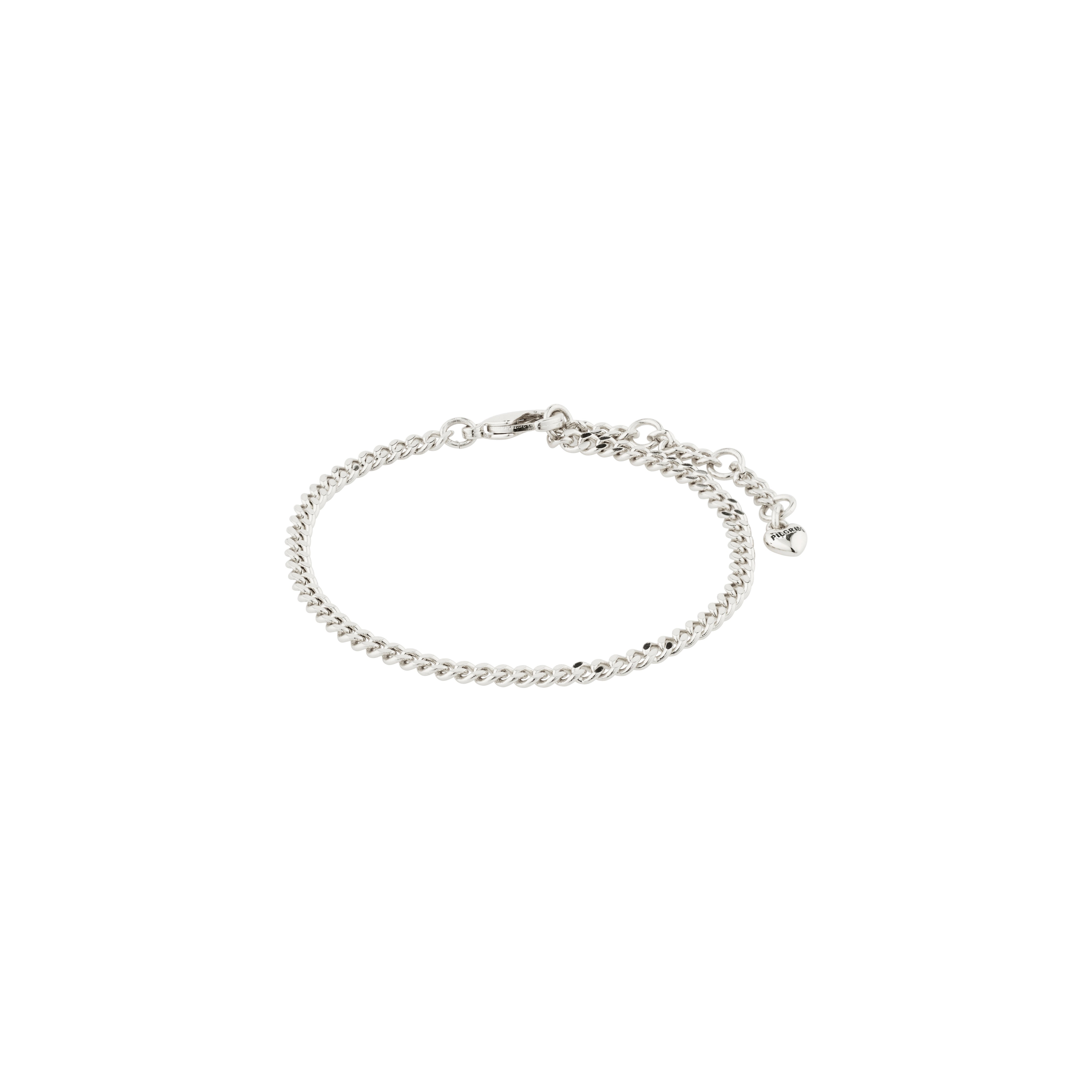 SOPHIA bracelet silver-plated features a curb chain with a heart charm, ideal for stacking. A stylish, recycled piece from Pilgrim's collection.