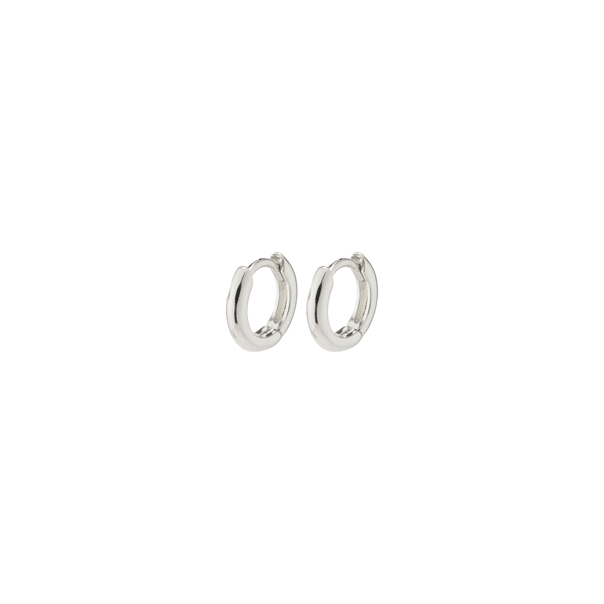 TYRA chunky mini hoop earrings, silver-plated, small and stylish, part of Pilgrim's eco-friendly recycled collection, perfect for adding shine to everyday outfits.