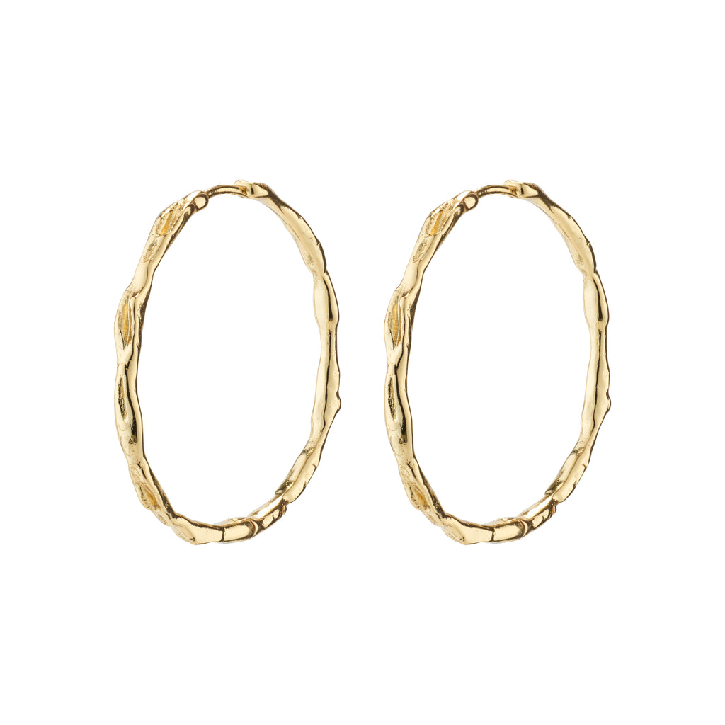 EDDY organic shaped maxi hoops gold-plated, featuring elegant wavy design, perfect for versatile styling. Ideal for trendy, eco-conscious fashion enthusiasts seeking Scandinavian quality.