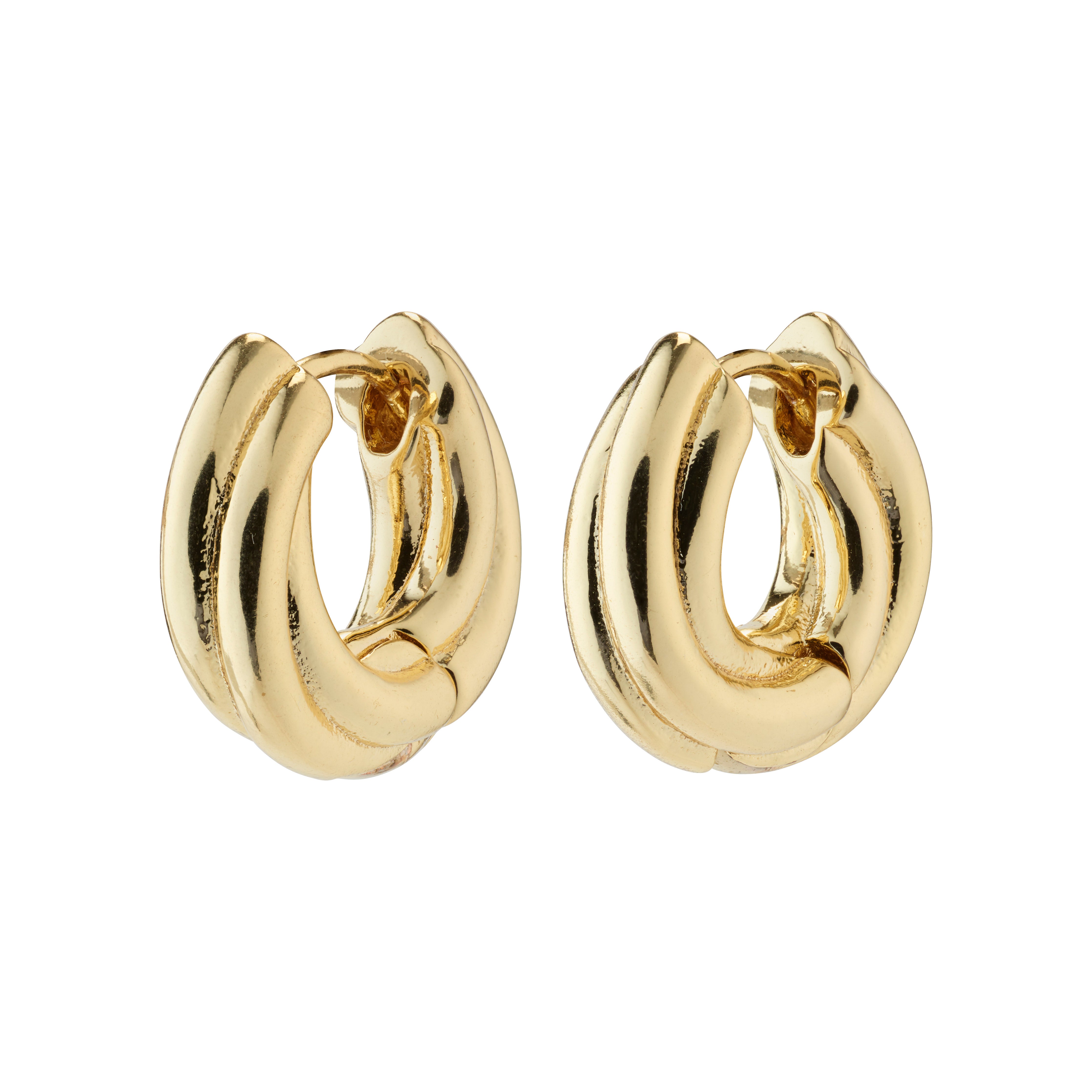 EDEA chunky huggie hoops, gold-plated, showcasing a wide, elegant design ideal for enhancing both party and everyday outfits.