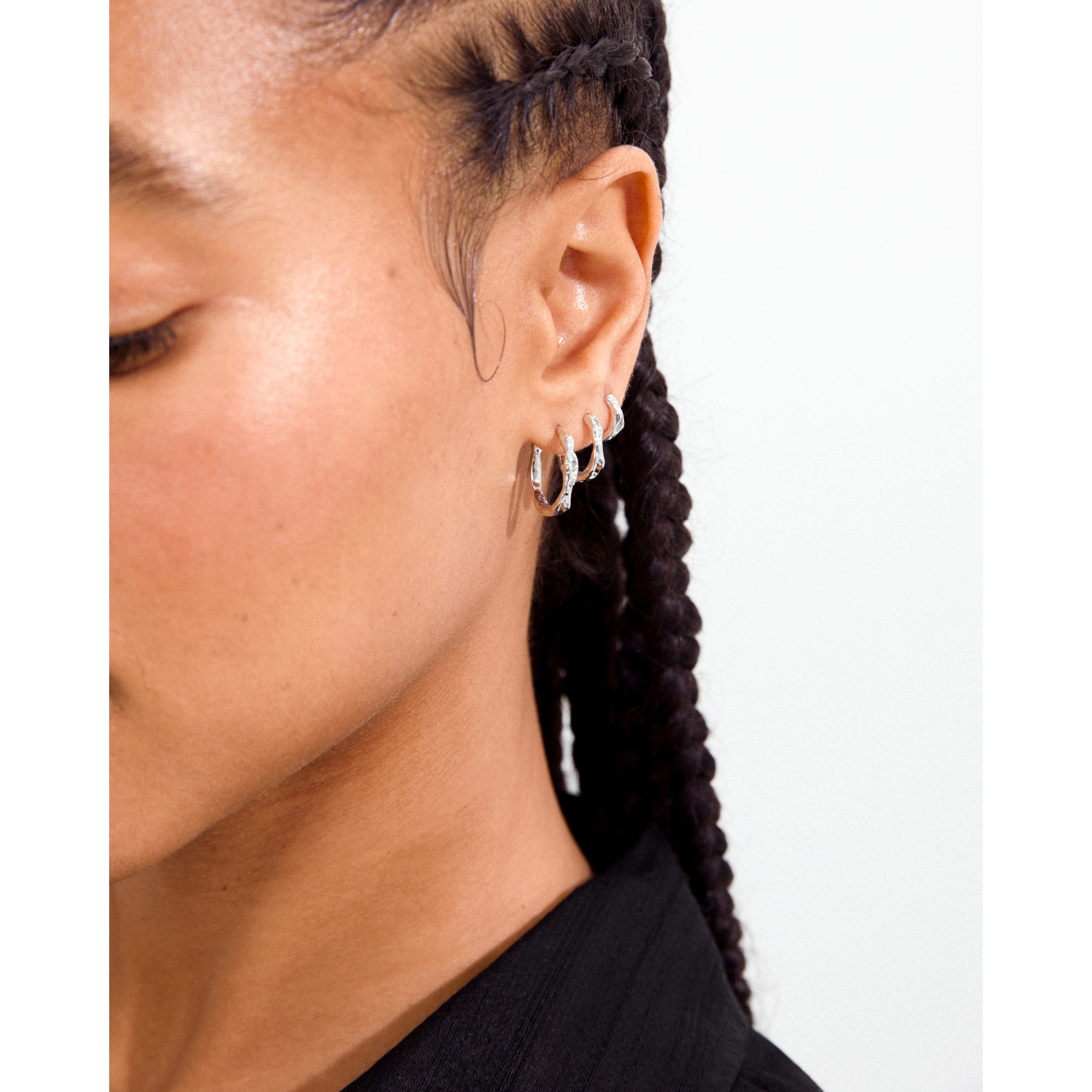 EDDY organic shaped mini huggie hoops silver-plated – Pilgrim