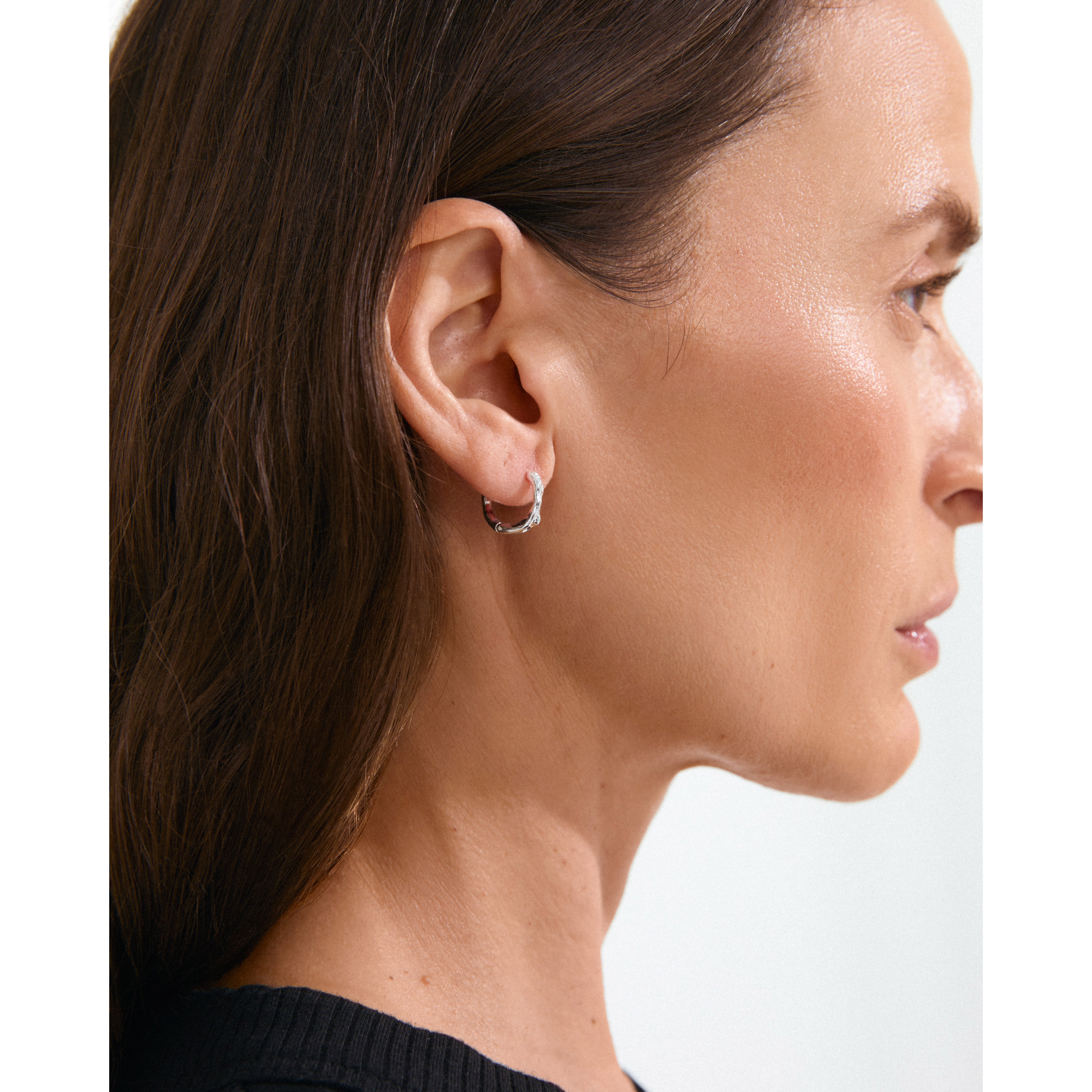EDDY organic shaped small hoops silver-plated – Pilgrim