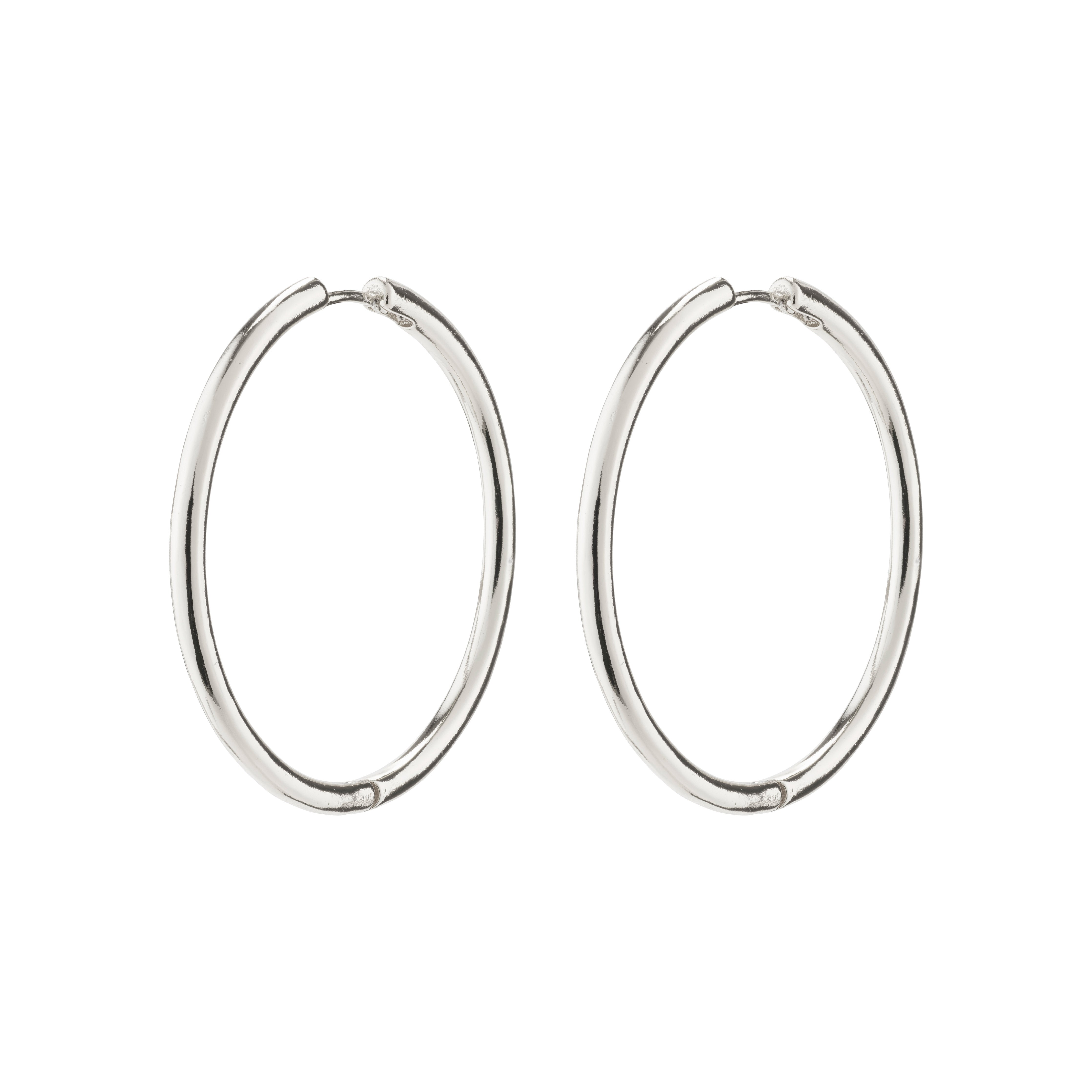 EANNA maxi hoops silver-plated, elegant silver hoop earrings, perfect for versatile styling, crafted from 99% recycled material, a timeless addition to any jewellery collection.