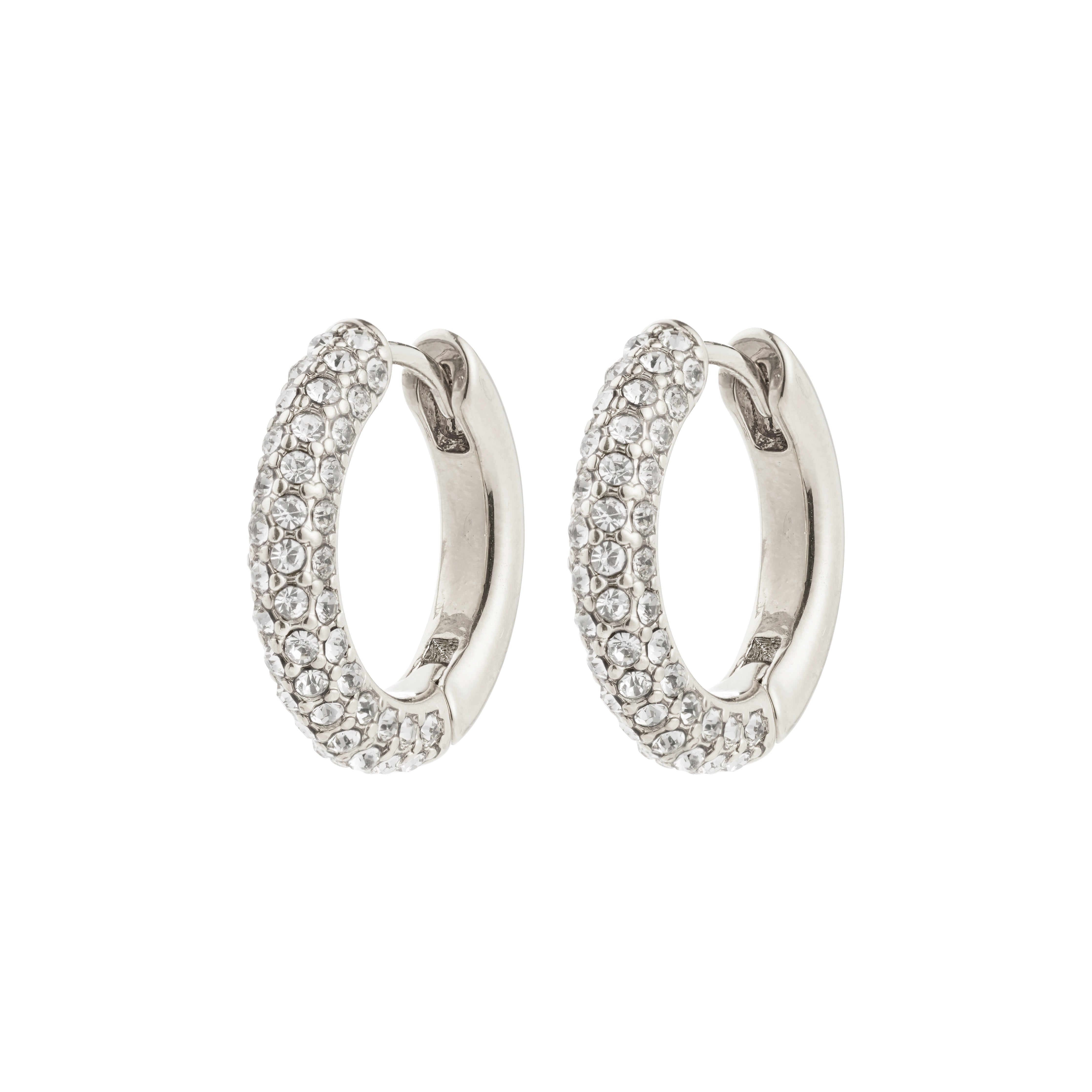 TATUM medium hoops, silver-plated with Preciosa crystals, featuring click clasps for comfort. Perfect for versatile elegance, crafted from 97% recycled materials.