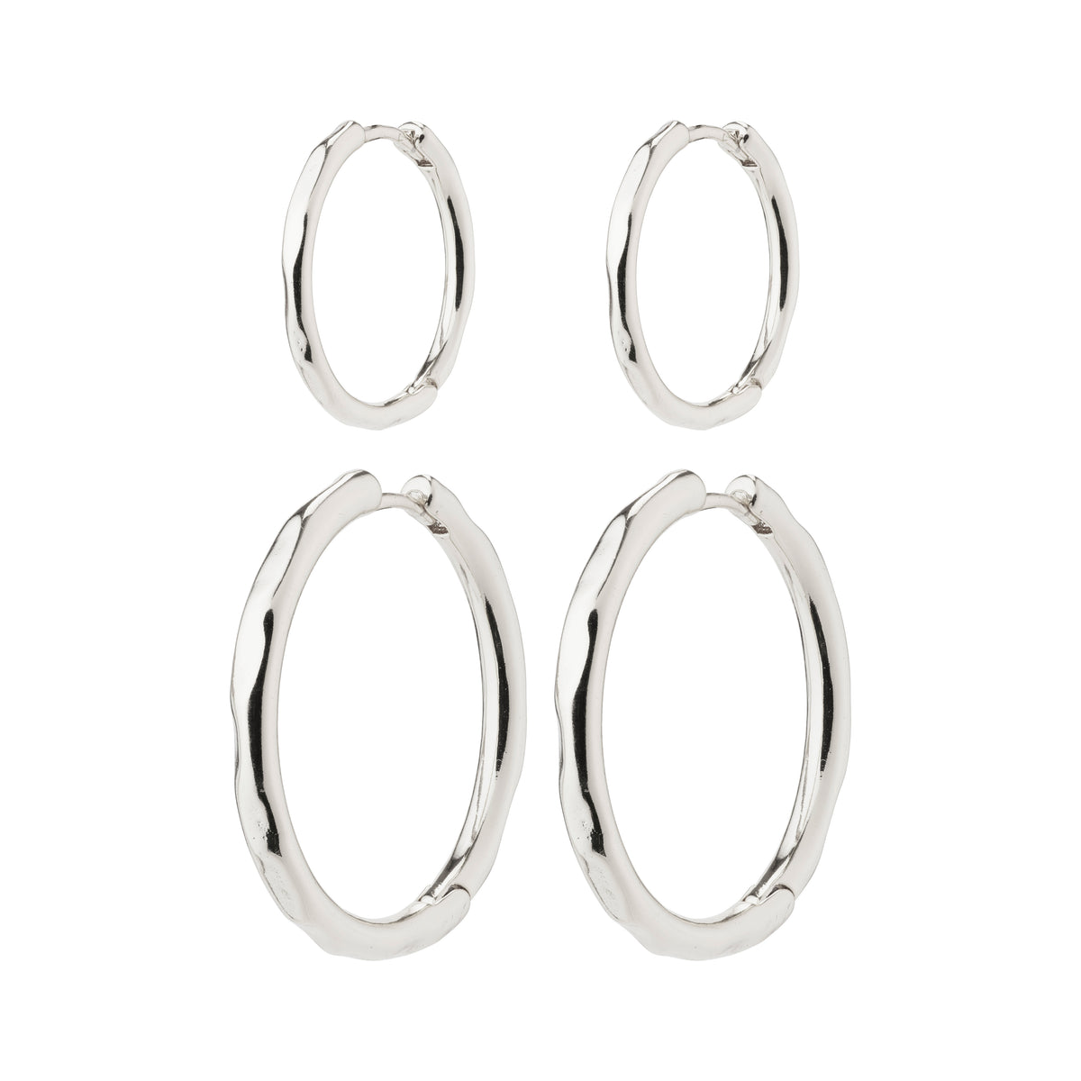 EVE hoop earrings 2-in-1 set silver-plated, featuring two pairs of sleek silver hoops, perfect for versatile, stylish ear curation.