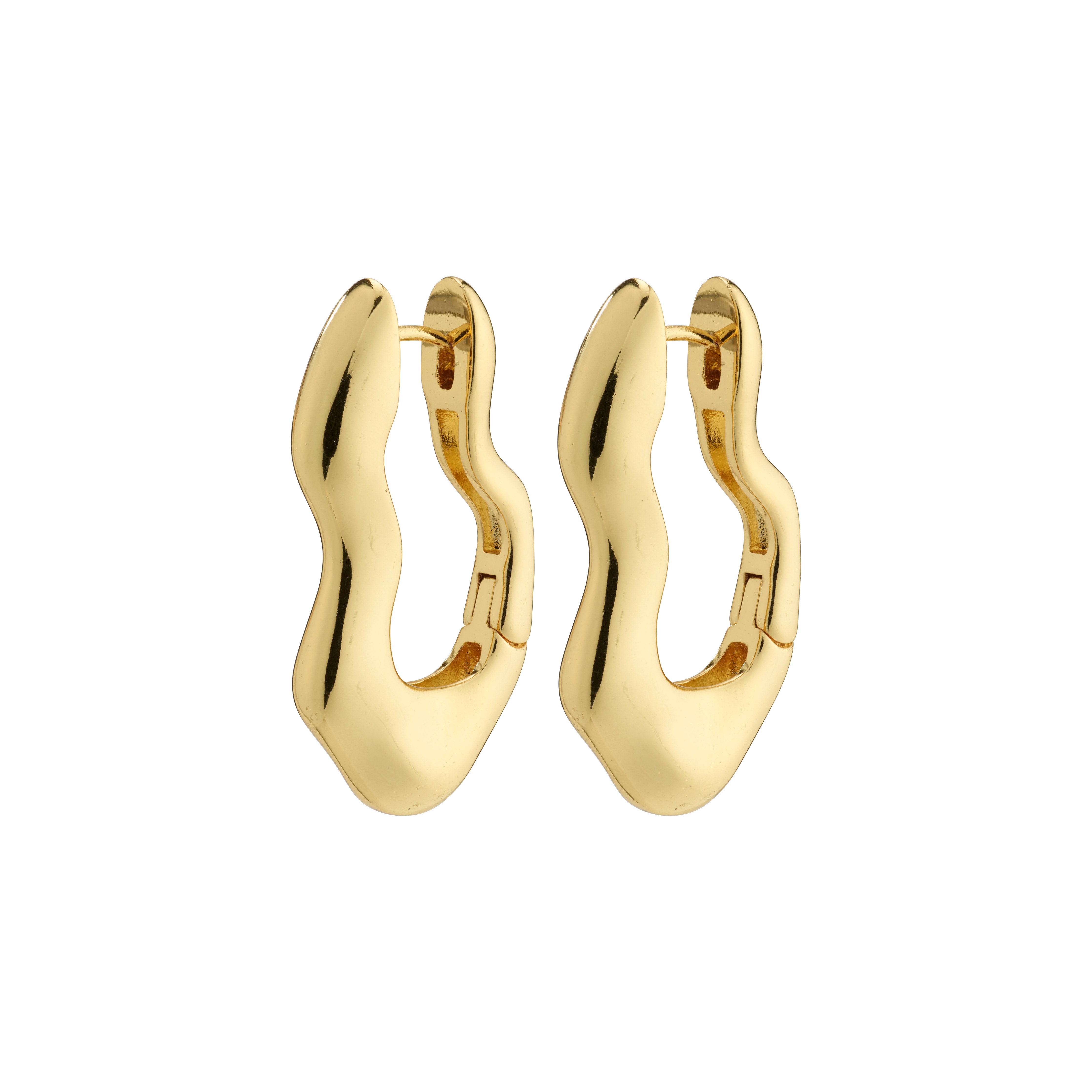 LOULIA wavy earrings gold-plated with oblong hoops and organic silhouette, featuring a shiny finish and click clasp, made from 99% recycled material.