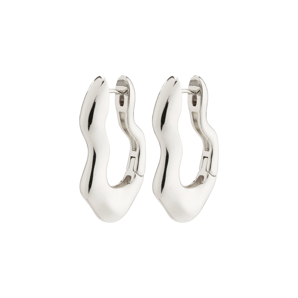 LOULIA wavy earrings silver-plated, featuring an organic, wavy design and click clasp, crafted from 99% recycled material by Pilgrim.