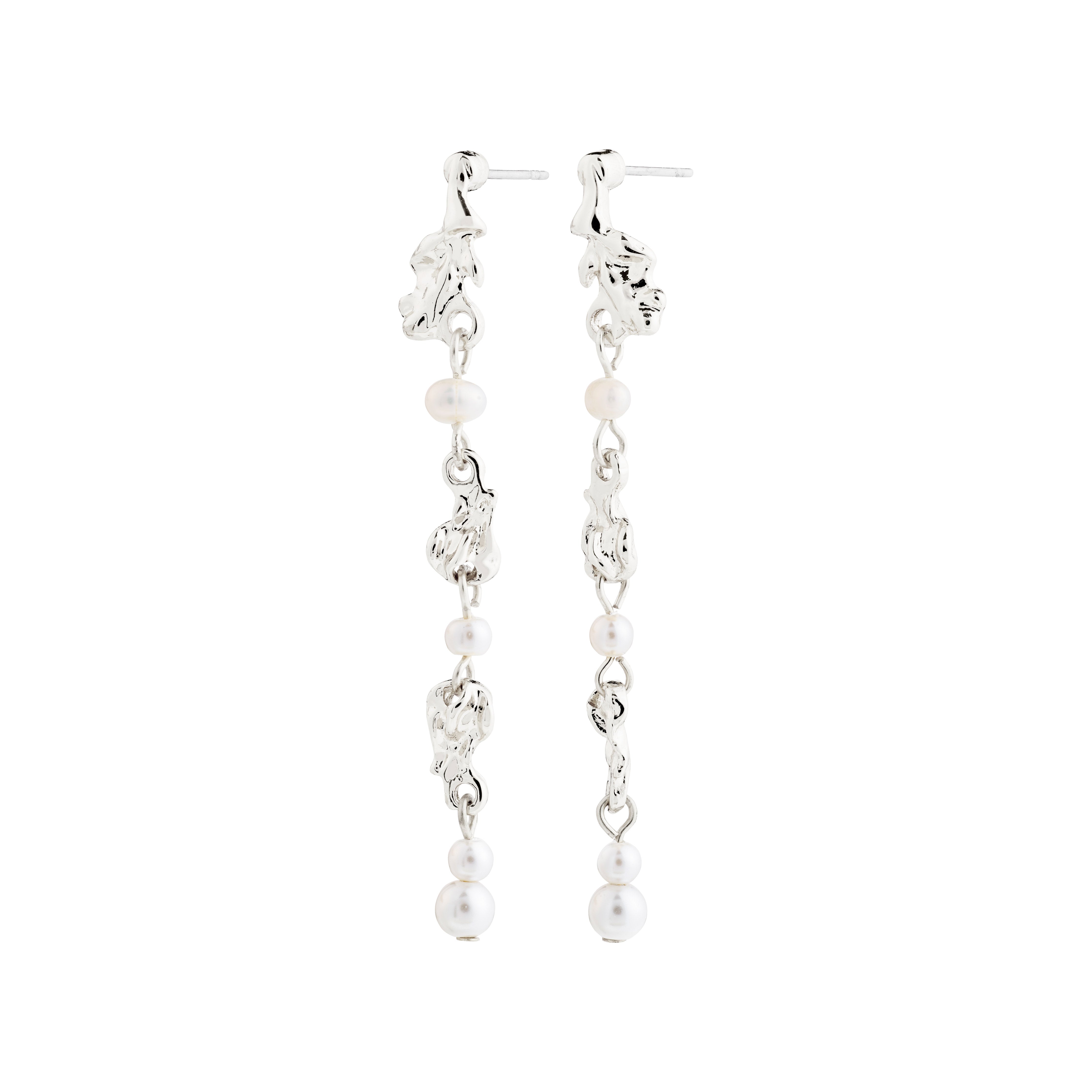 SLOAN pearl earrings, silver-plated, with boho design and pearls, showcasing Pilgrim's blend of timeless elegance and modern style.