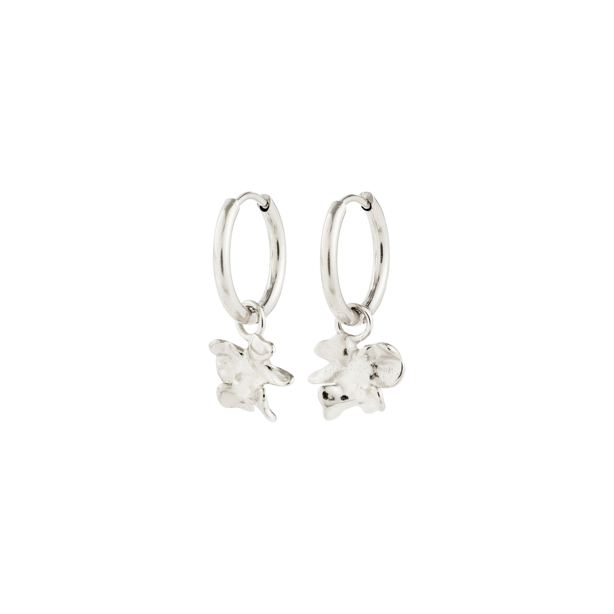 TIMBER earrings silver-plated with bear-shaped charms hanging from small hoops, offering a versatile style with removable pendants for a nature-inspired, fresh spring look.