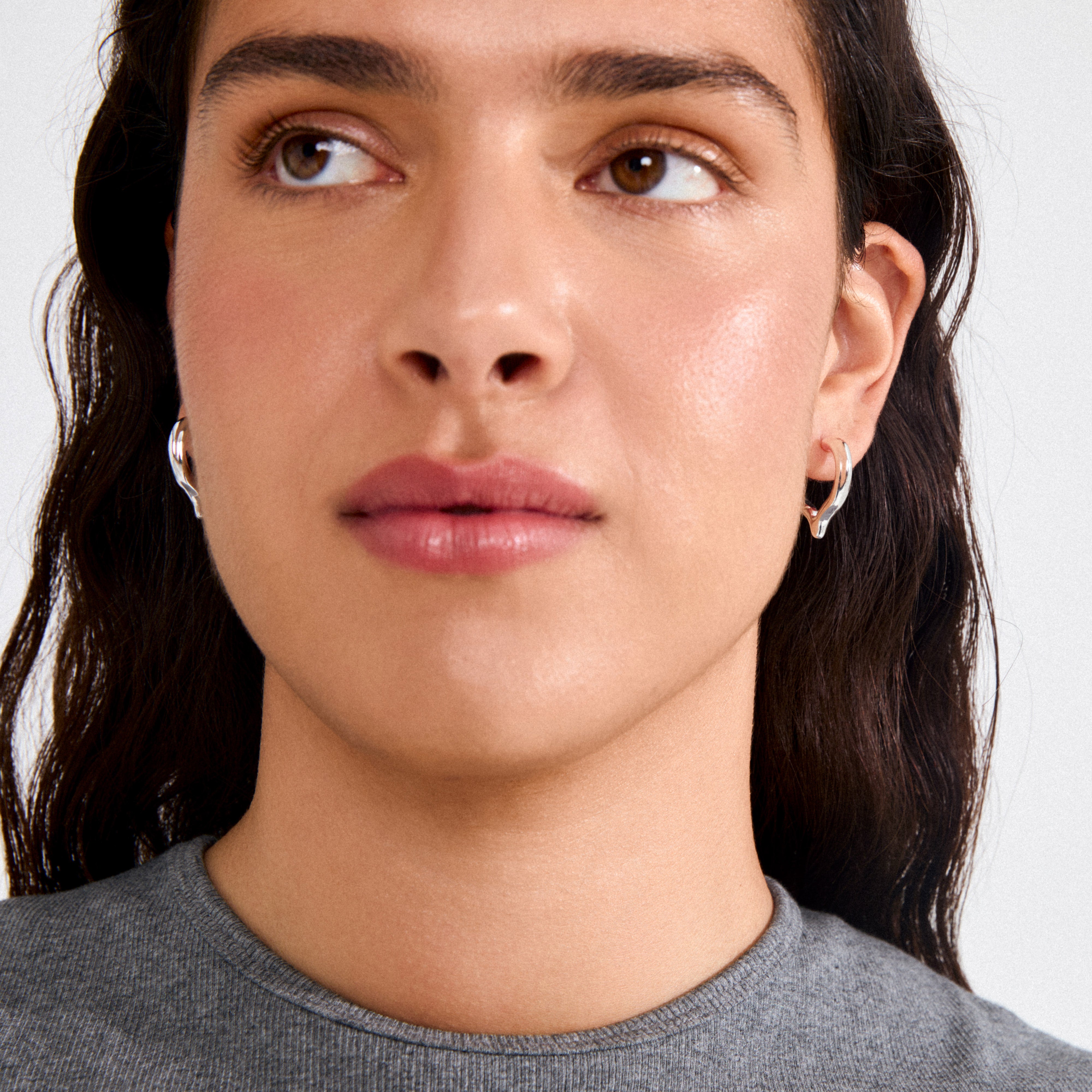 IRIS örhängen silverpläterade