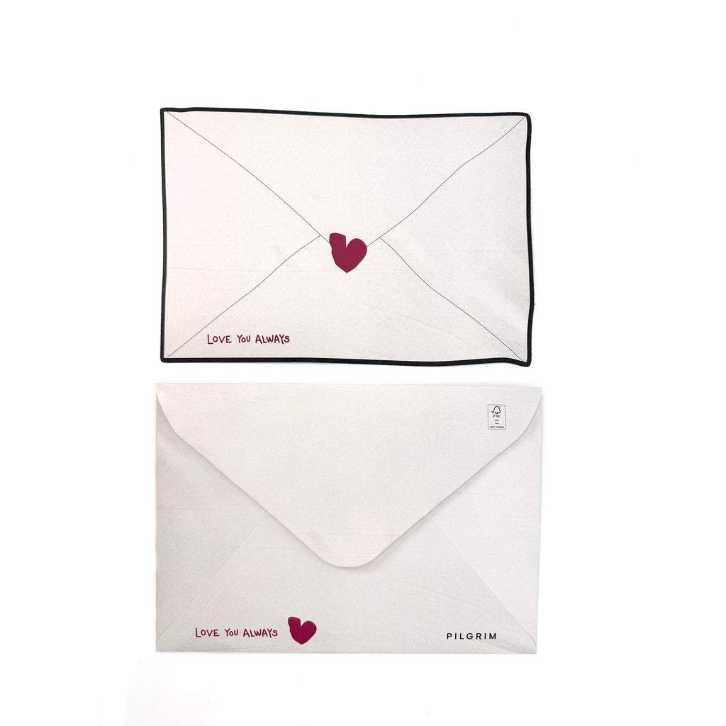 Postcard Love you always with envelope, featuring a hand-drawn heart design, perfect for heartfelt messages. Includes a coordinating envelope for easy mailing.