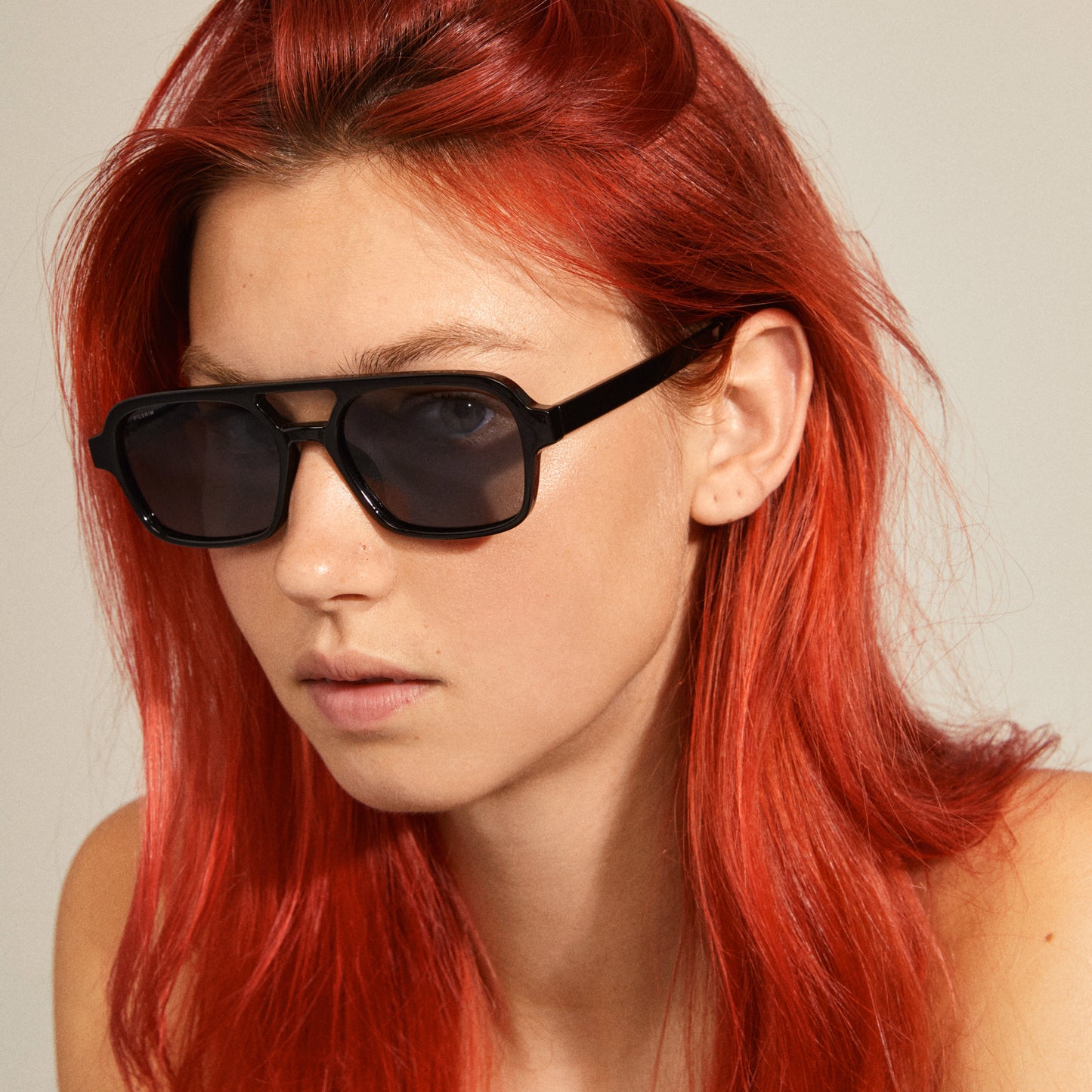 CASS recycelte Sonnenbrille im Retro-Stil schwarz