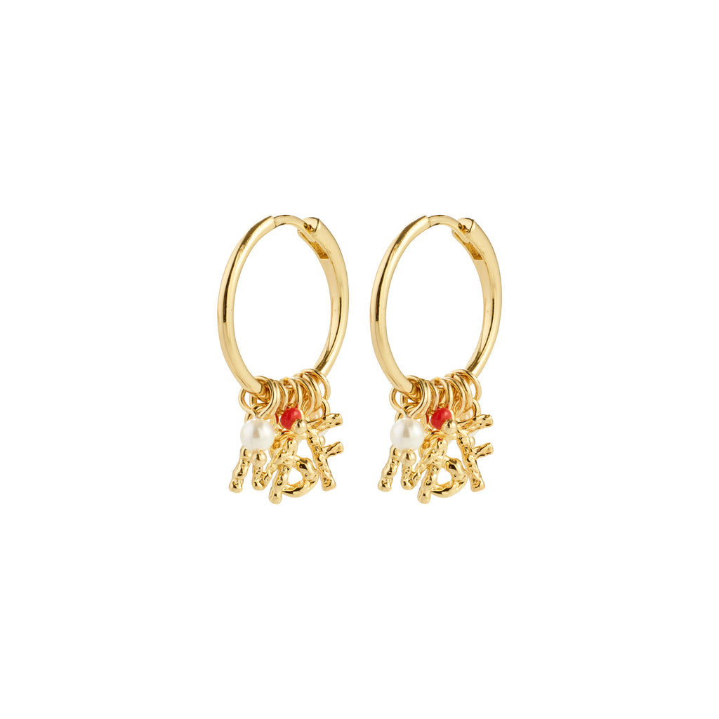 MSF earrings gold-plated with letter charms, a white pearl, and coral bead, supporting Doctors Without Borders. Crafted from 83% recycled material for a trendy, impactful statement.