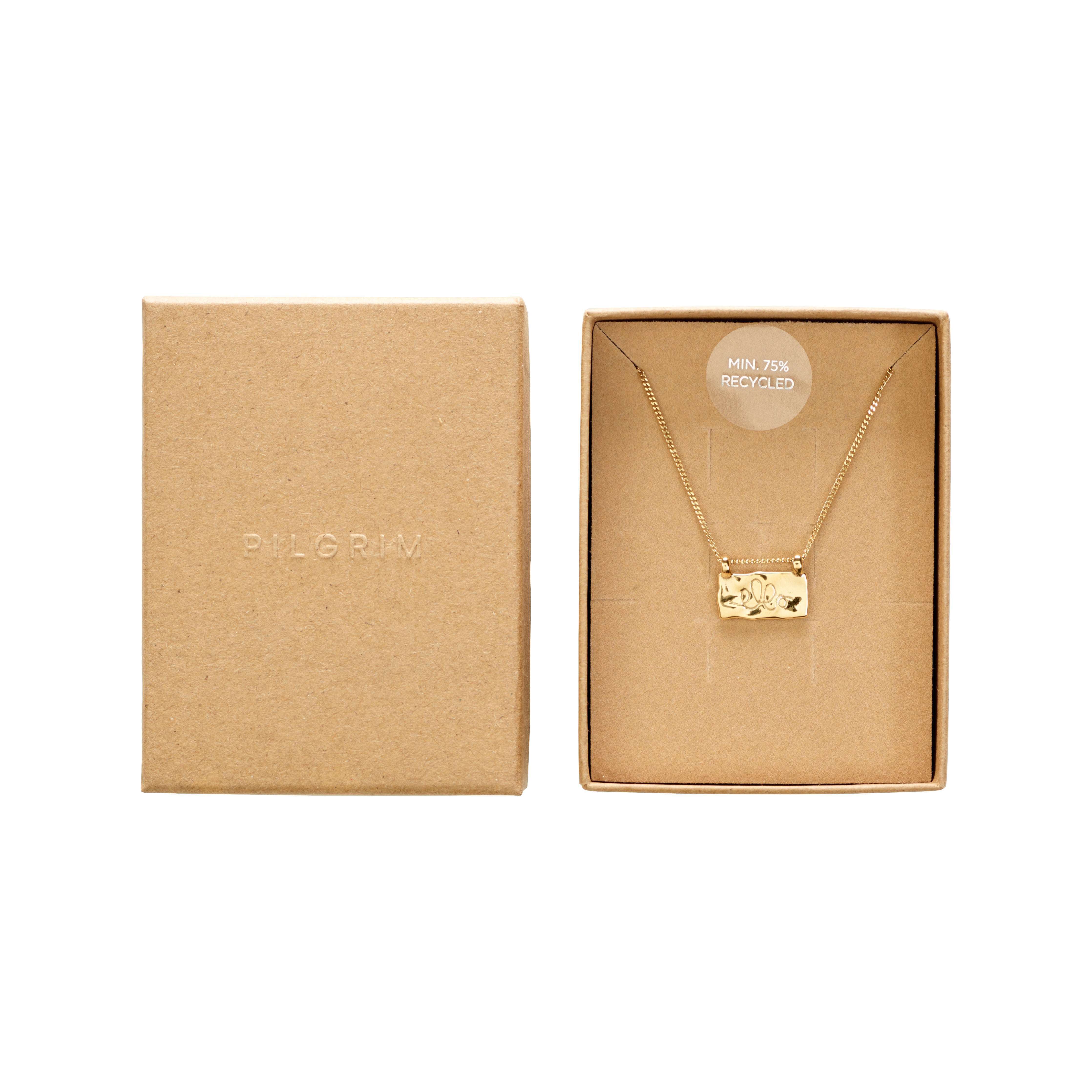 Gold-plated square-coin necklace in box, featuring FRI on a wavy rectangular pendant, supporting FRI AF MISBRUG with purchase.
