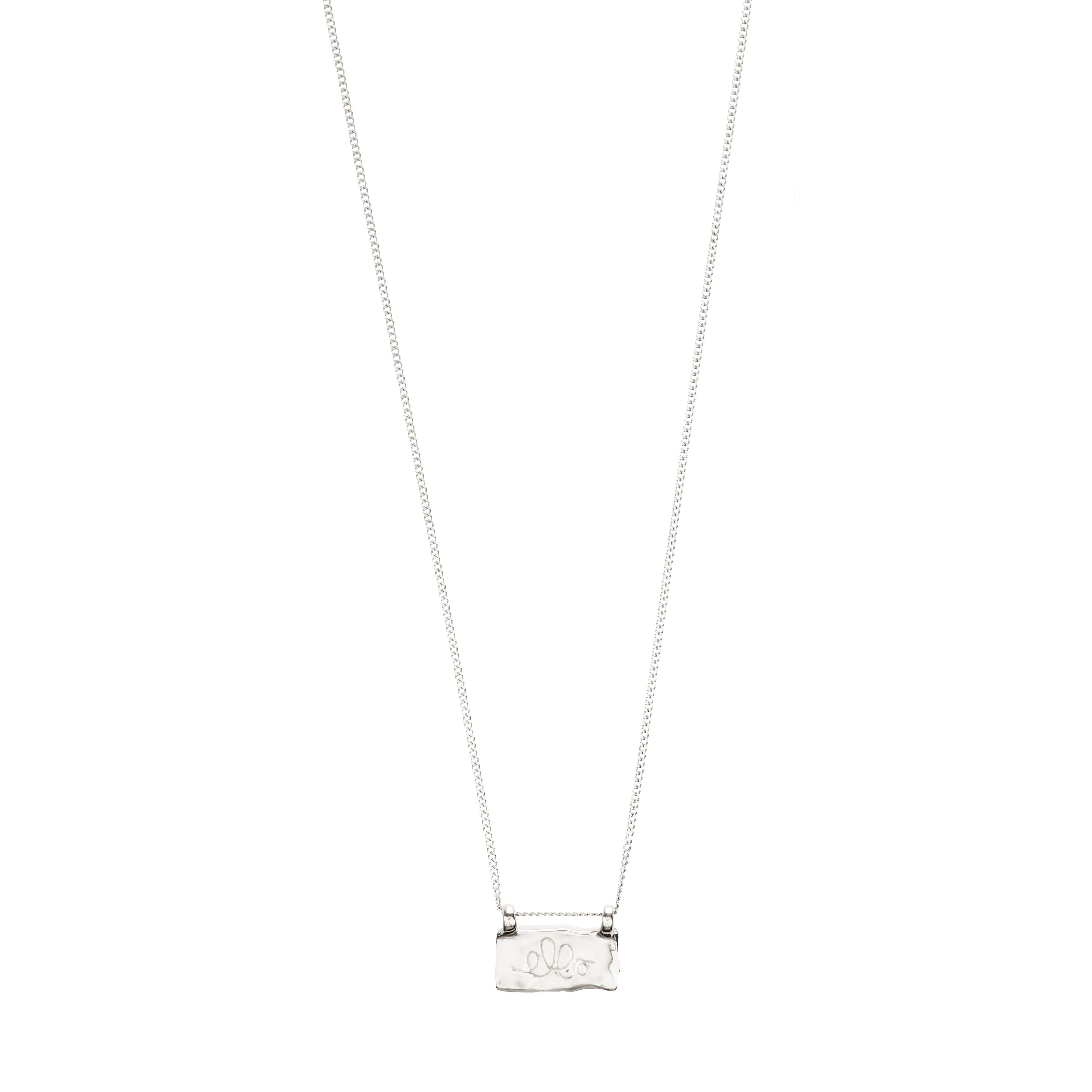 Silver-plated rectangular necklace by Pilgrim featuring FRI and logo on wavy pendant, supporting FRI AF MISBRUG. Made from 99% recycled materials.