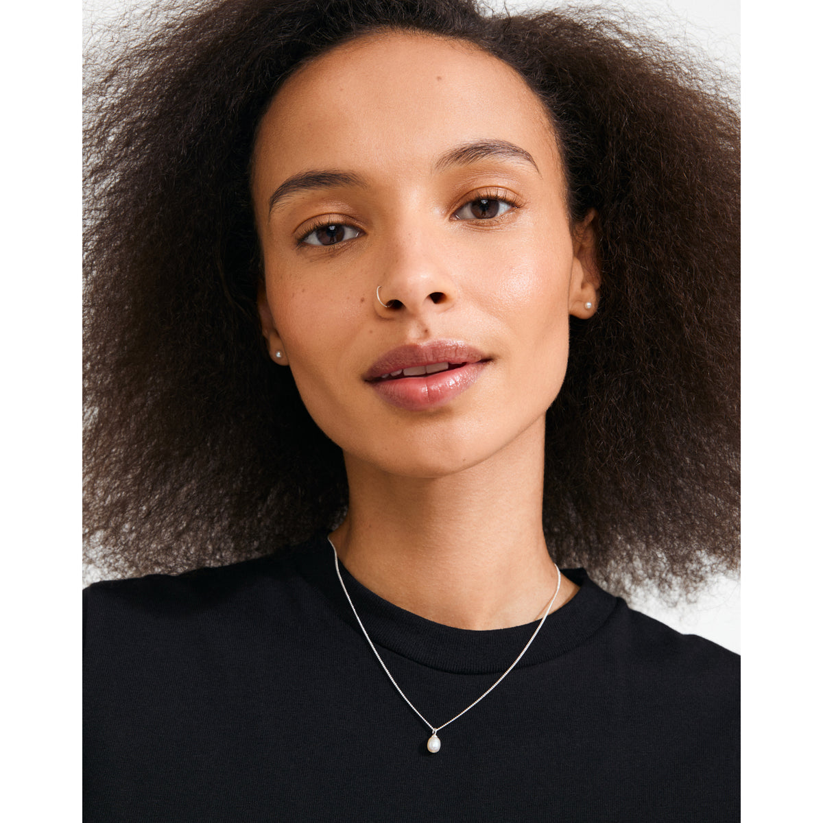 EVENA presentset, halsband & örhängen, silverpläterade