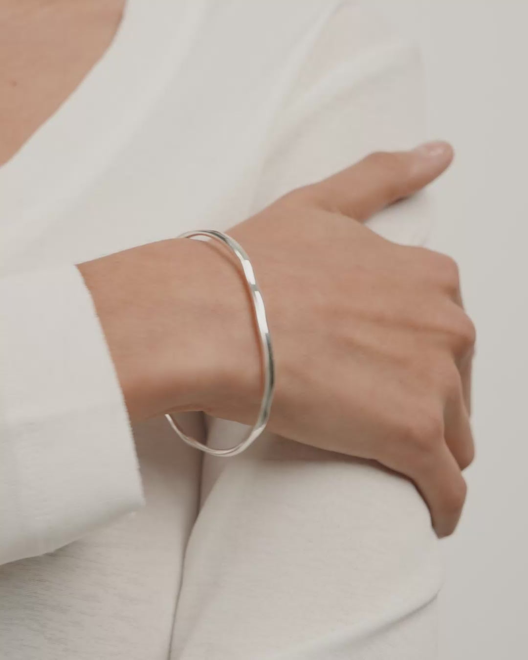 xDEA PAVE CUFF BANGLE