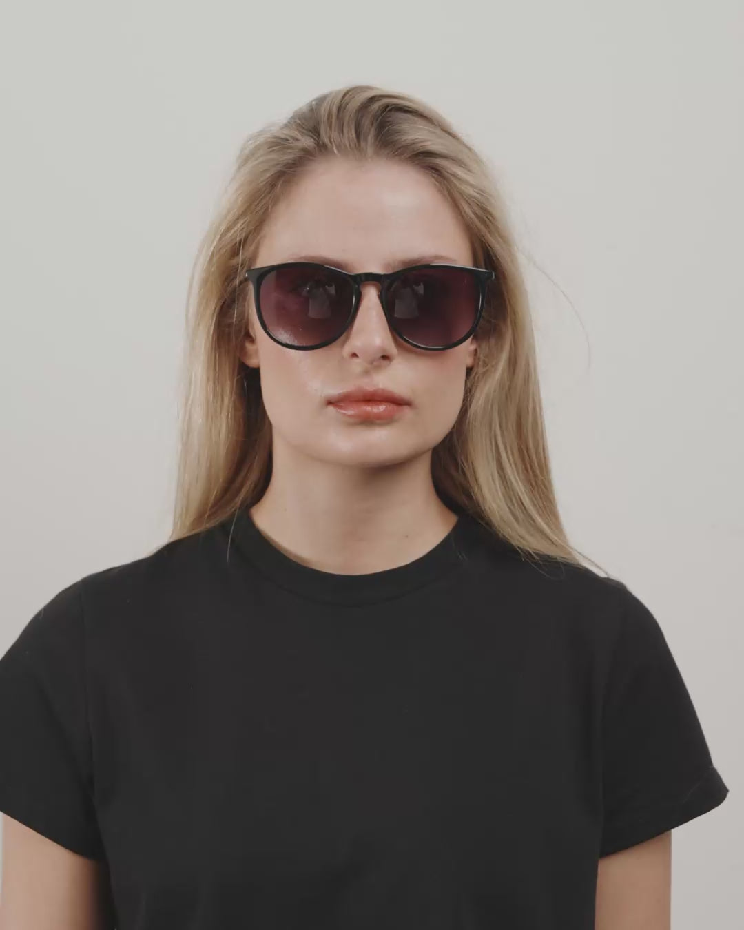 VANILLE Sonnenbrille Schwarz/Gold