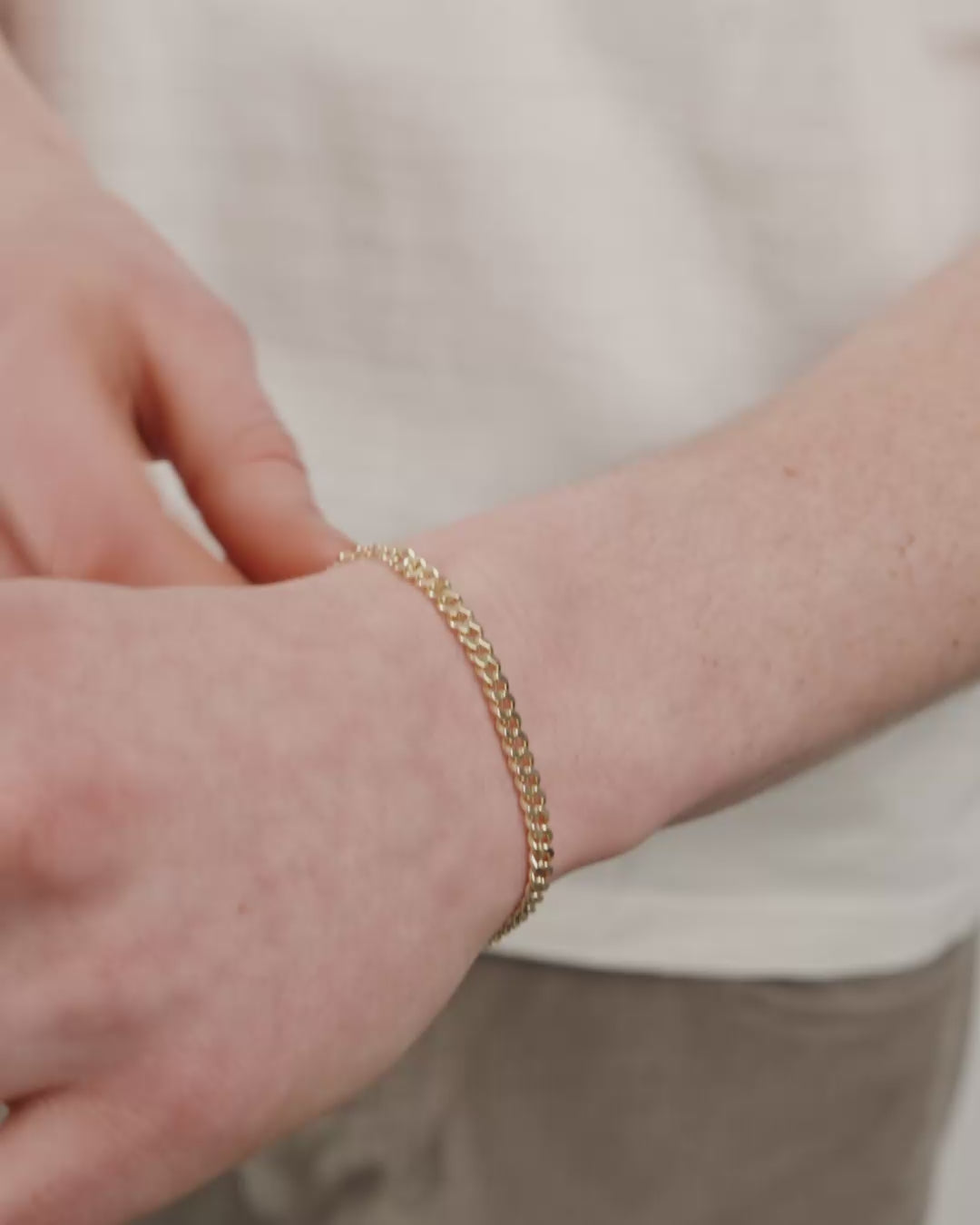 TARO bracelet gold-plated