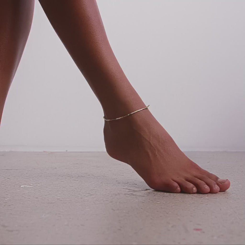 ALISON ankle chain brown, gold-plated