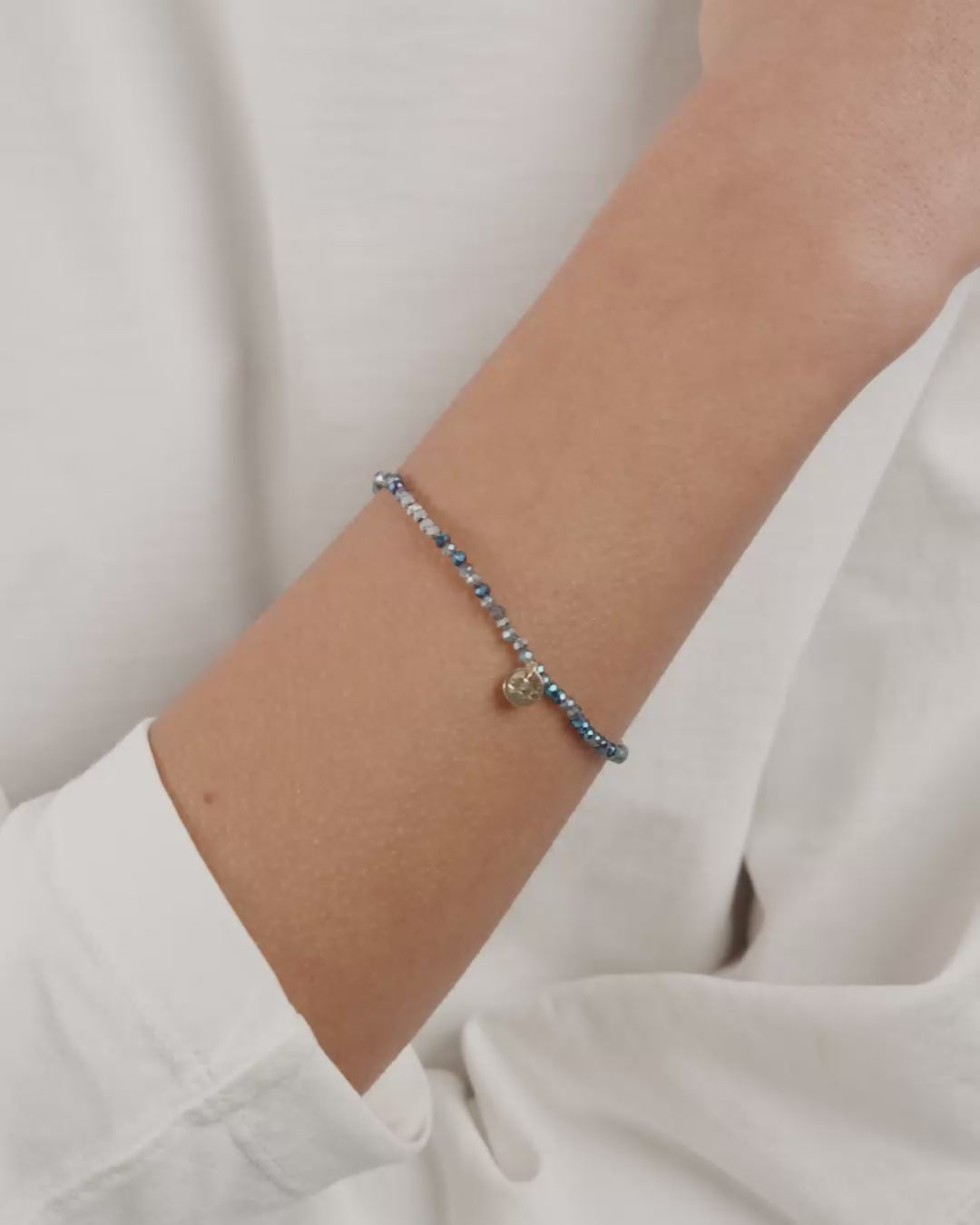 INDIE armbånd blå, gullbelagt