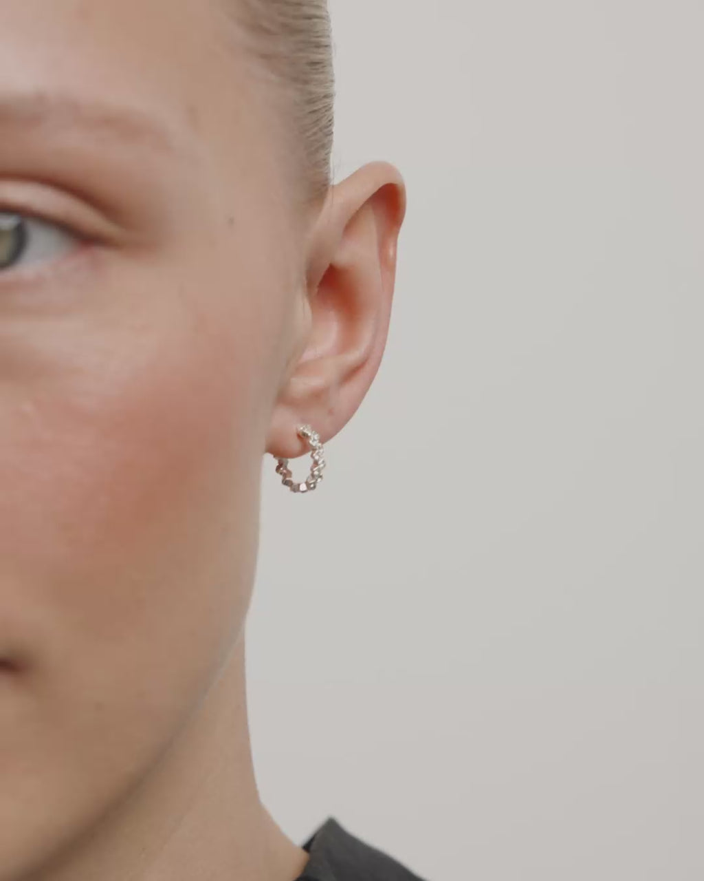 ESTER krystal hoop øreringe sølvbelagt