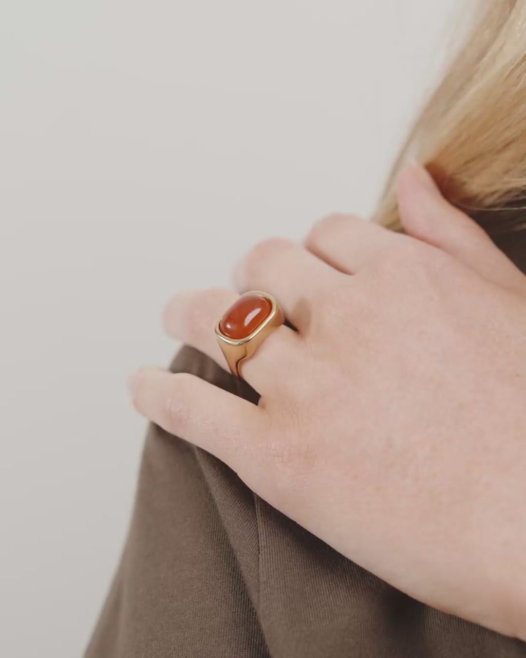 NOW ring gold-plated/red