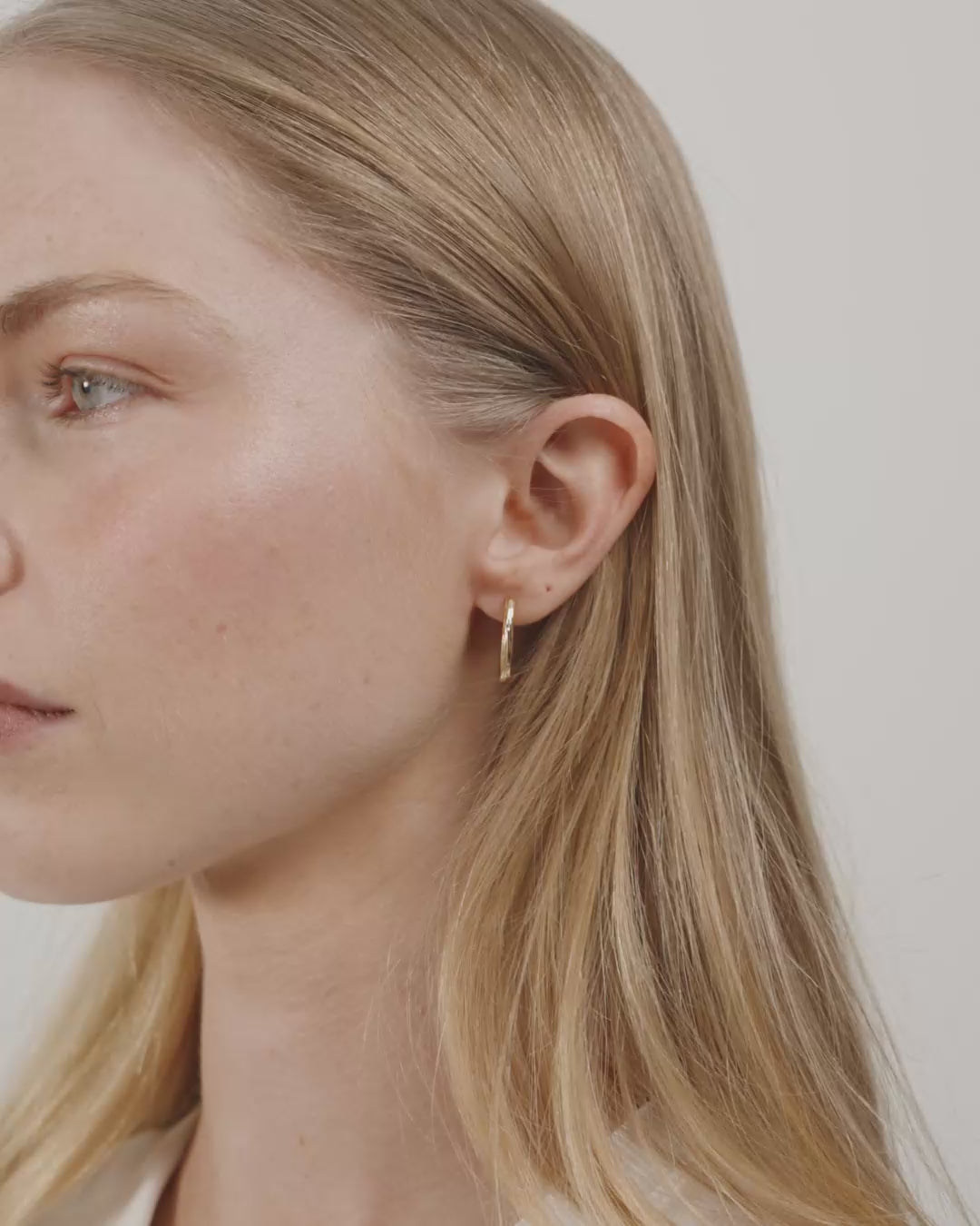 NOW hoop earrings gold-plated